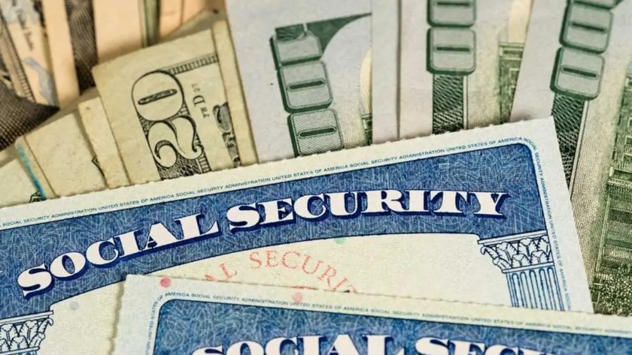$4.873 Del Seguro Social Mientras Otros Mucho Menos