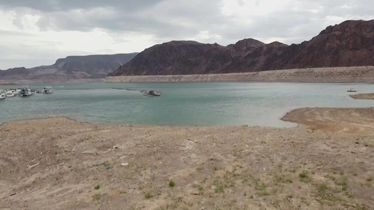 El Estancamiento Del Río Colorado